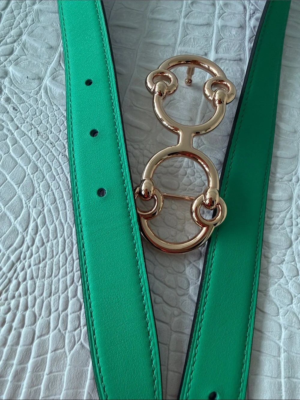 Hermes Reversible belt green/purple with rose gold buckle Size 75, pristine.